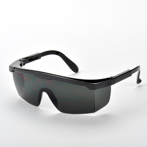 نظارة أمان جاهزة للكمبيوتر الشخصي الداكن KS102 - أسود